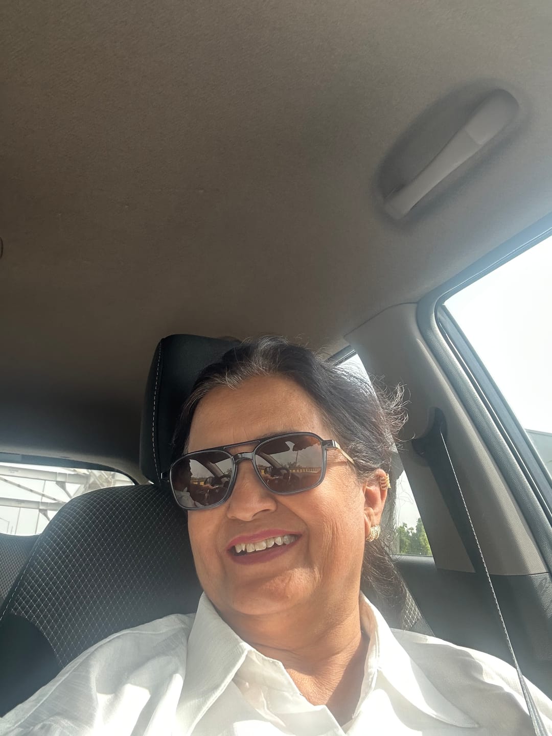 Customer photo review of 22k Gold Plated Meher Anaya Nathni