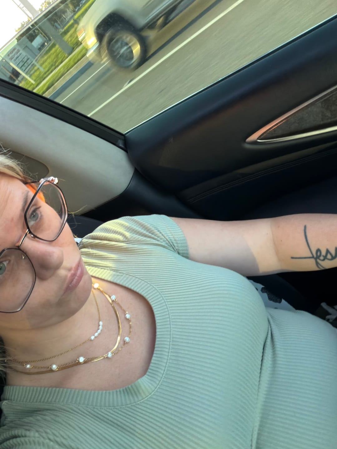 Customer photo review of Chelsea Herringbone Necklace (Bundle)