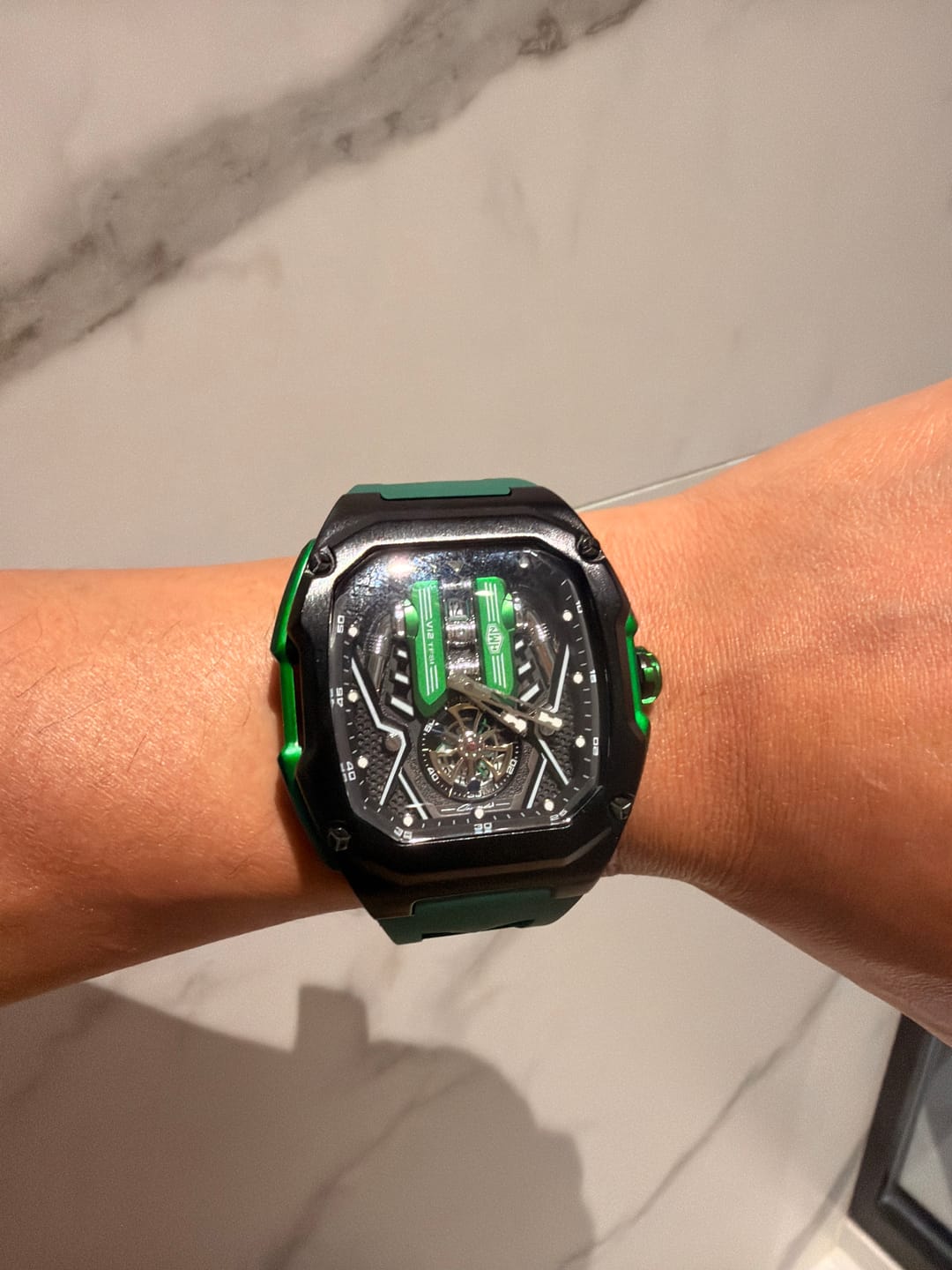 Customer photo review of HMN V12 Prestige