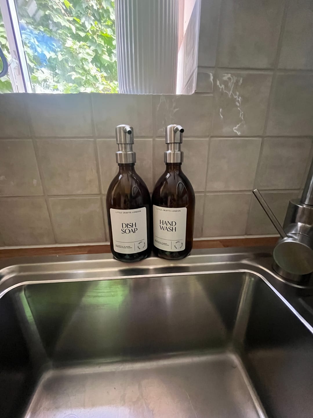 Customer photo review of 500ml Amber Glass Bottle with Metal Pump White Label
