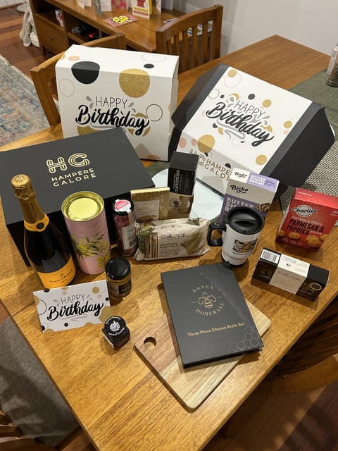 Customer photo review of Veuve Champagne Birthday Hamper
