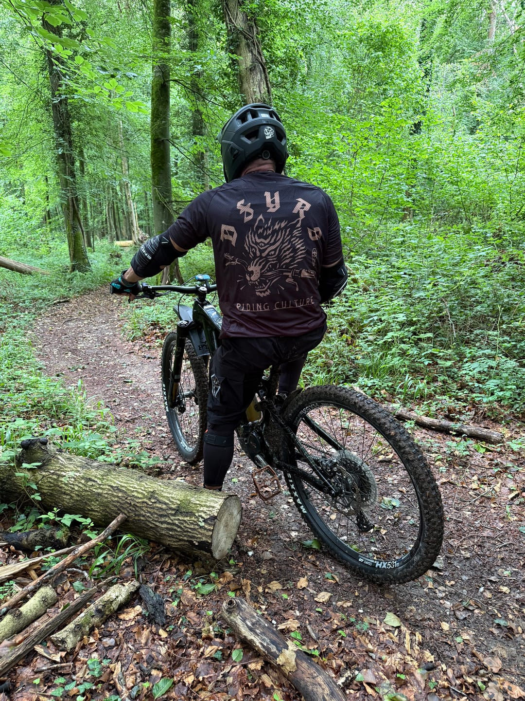 Customer photo review of Hellhound | Short Sleeve | Flowteq™ Jersey