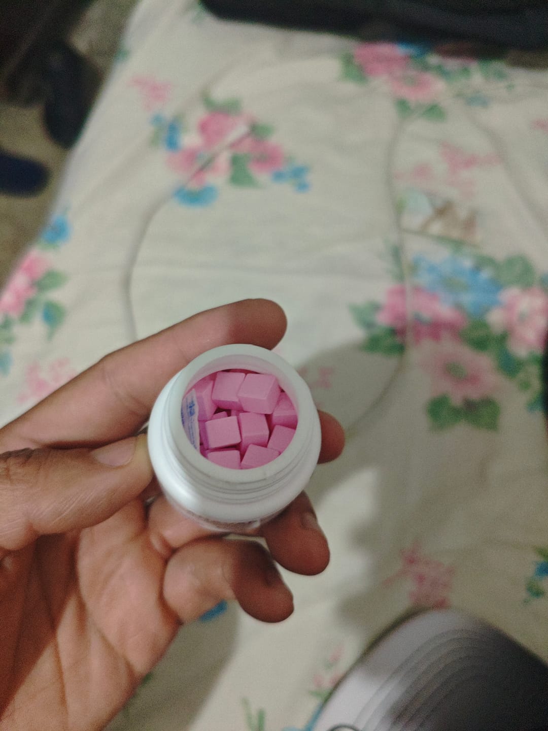 Customer photo review of Rotterdam Pharmaceutical | Anavar Oxandrolona 25mg