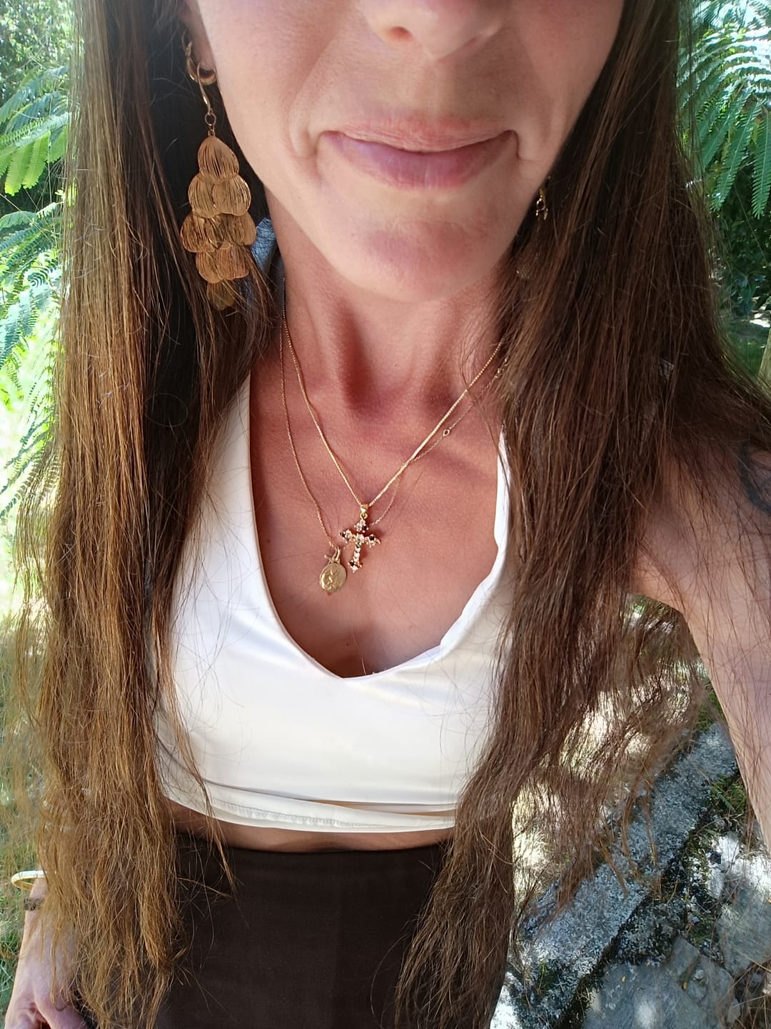 Customer photo review of Collier Croix Dorée Arc-en-Ciel
