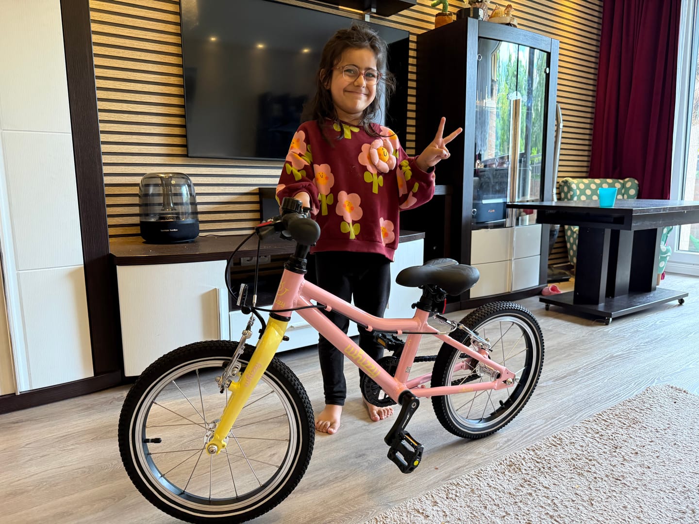 Customer photo review of whizzy Kids | JuniorCruiser 16'' Fahrrad Cherry Blossom🌸 | Pre-Sale Juni