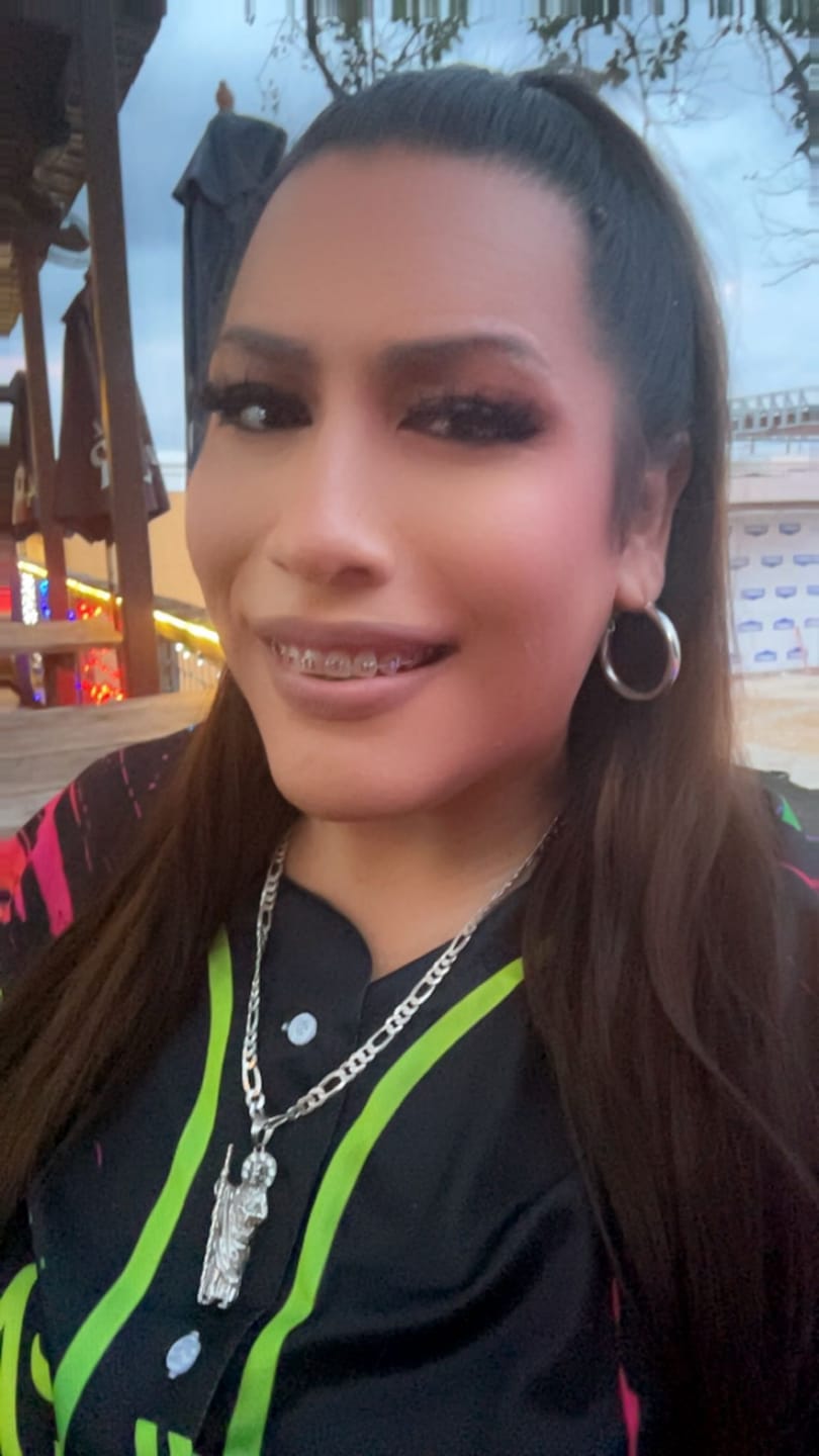 Customer photo review of Maxcorners Personalized  San Antonio Team Baseball Jerseys Custom For Rachelle Marie