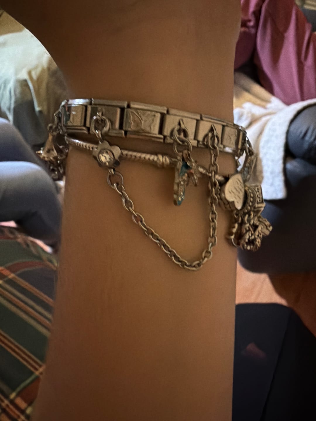 Customer photo review of Charm Colgante