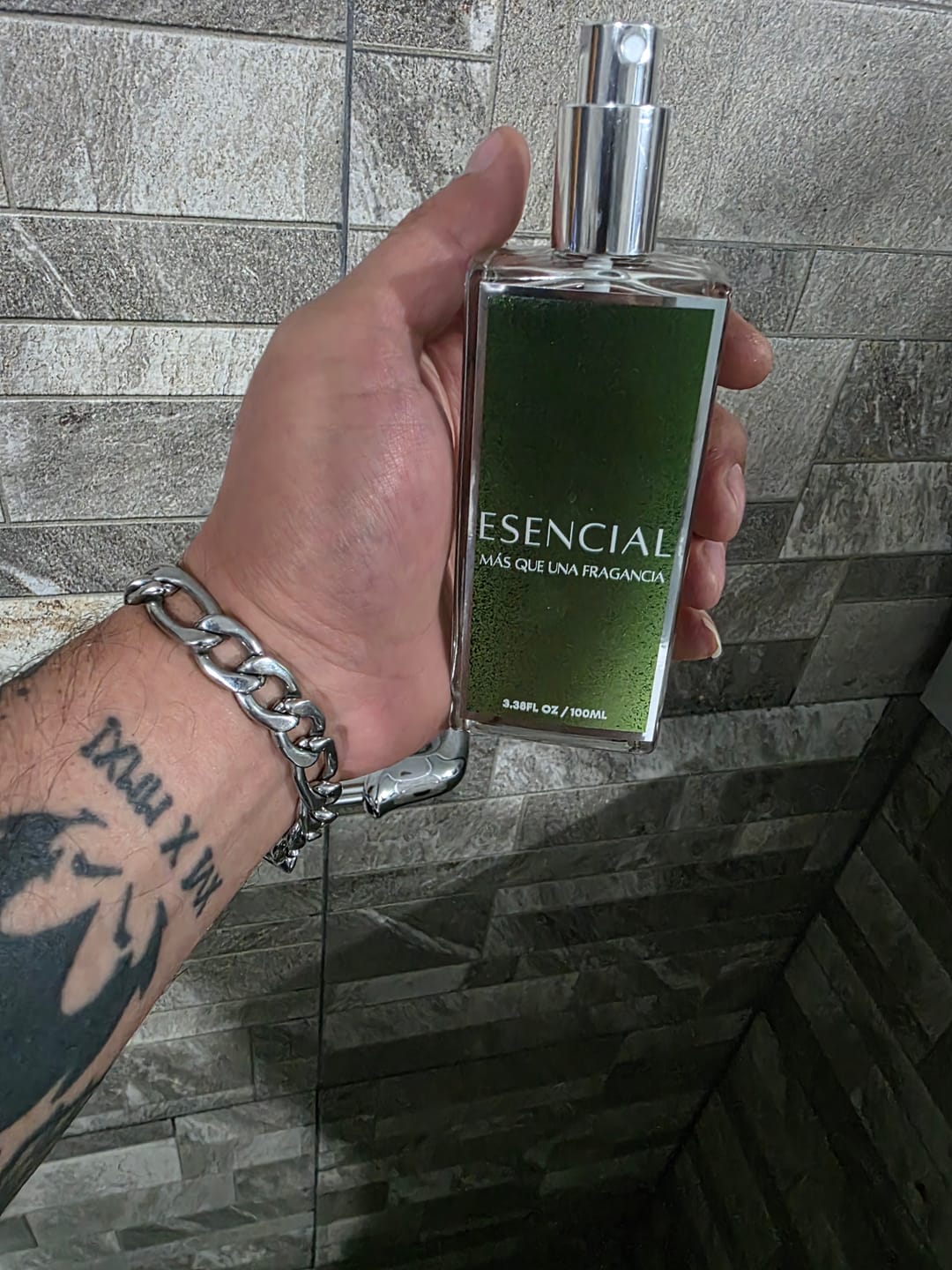 Customer photo review of H444 Inspirado en: Imagination - Louis Vuitton