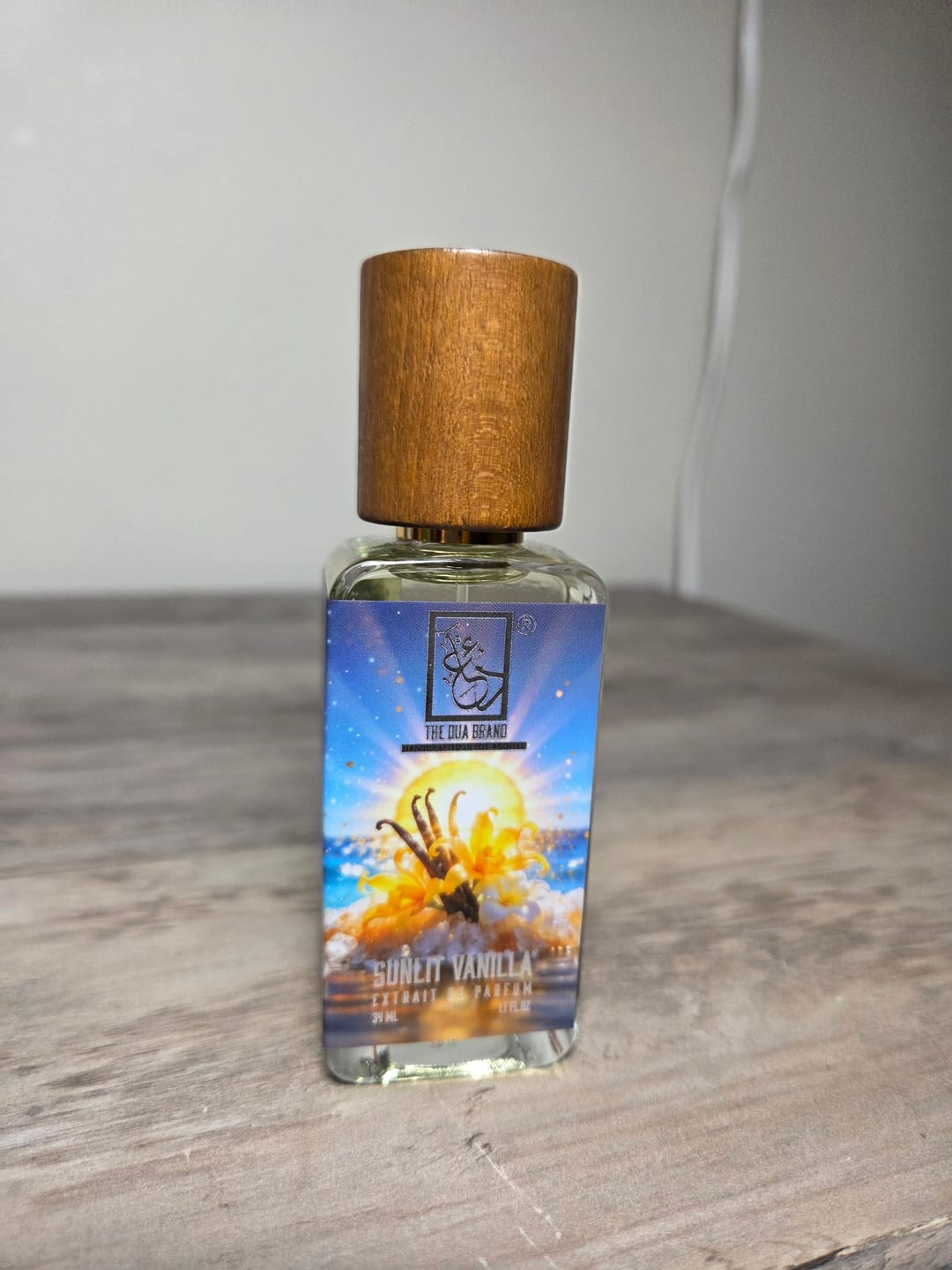 Customer photo review of Sunlit Vanilla