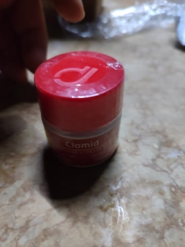 Customer photo review of CLOMID | Clomifeno Citrato 50mg 50 tabs