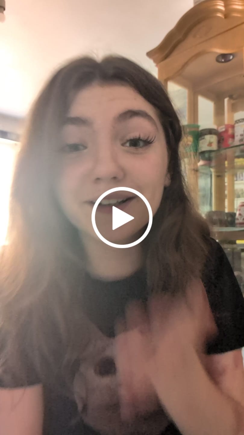 Customer video review of Manga - Brown