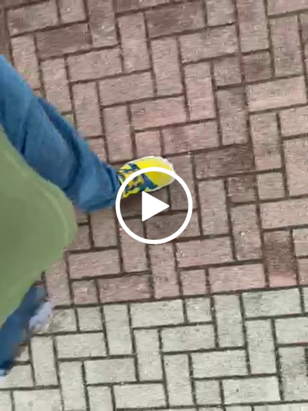 Customer video review of Vitality III - Barfußschuhe