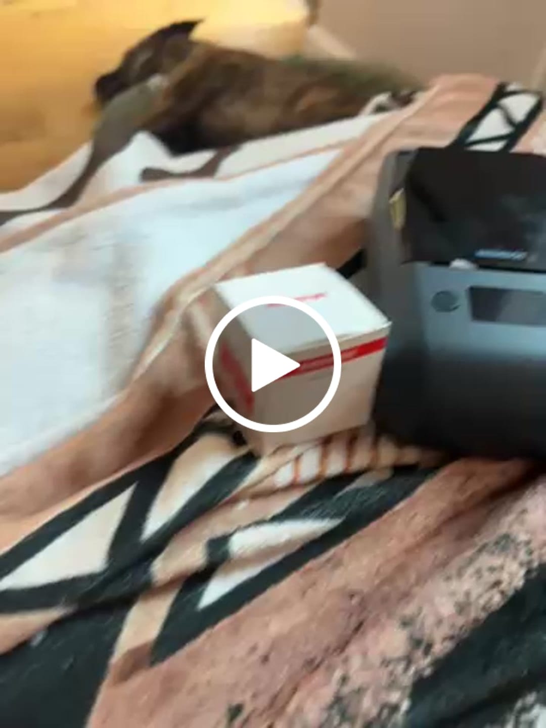 Customer video review of Hologram Label Paper for M2/M3, Suitable for Medicine Bottle Labeling