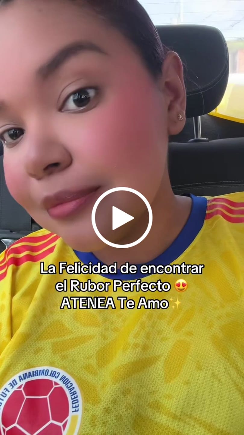 Customer video review of RUBOR CREMOSO EN BARRA COLLECTION