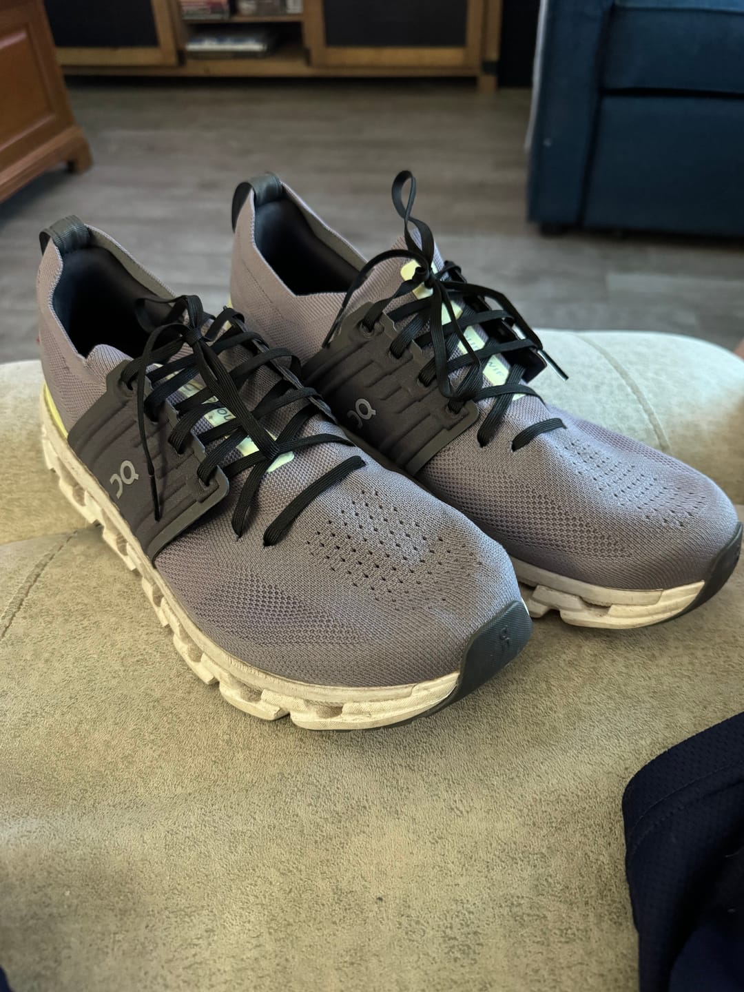 Customer photo review of On Running Replacement Shoe Laces