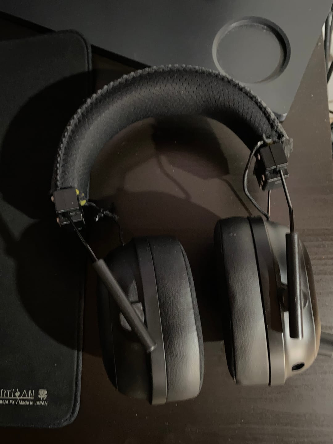 Customer photo review of Wicked Cushions FreeZe Soğutma Jelli Kulaklık Pedleri - Razer BlackShark V2 Pro (2023)