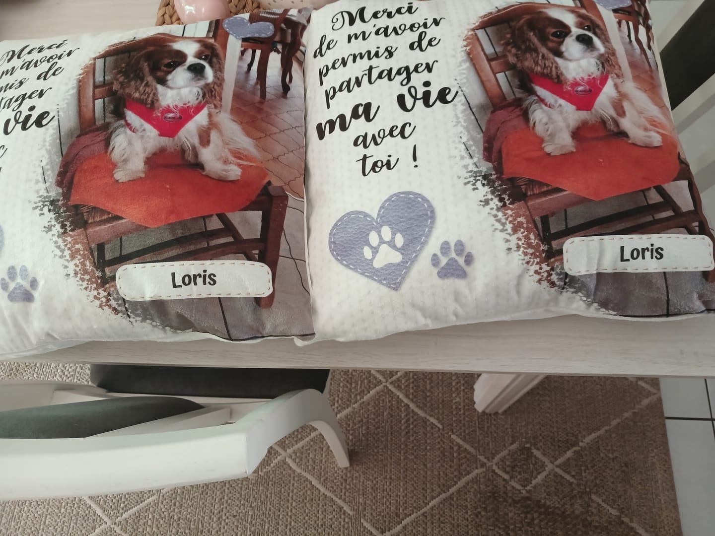 Customer photo review of Merci - Coussin personnalisé