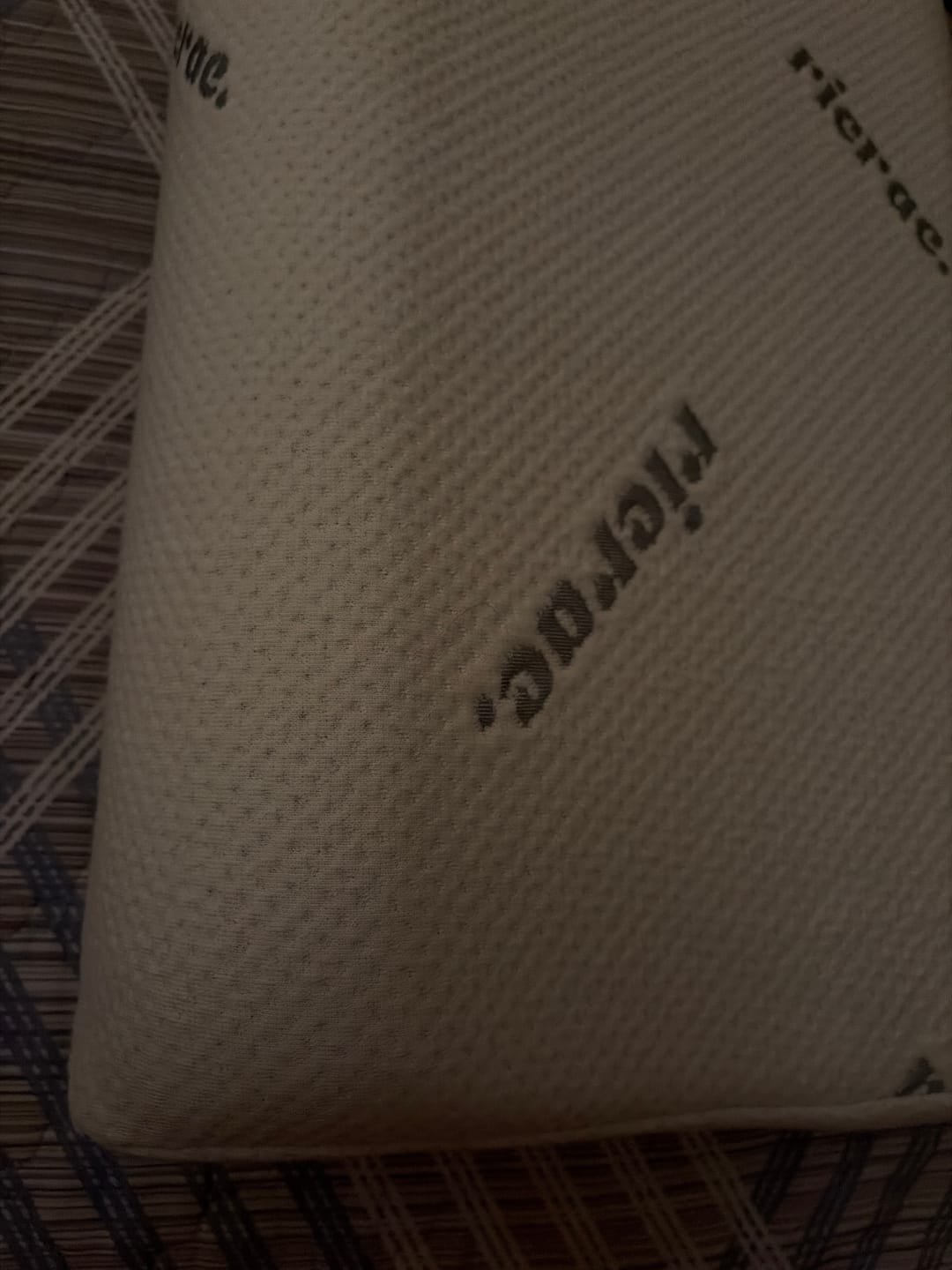 Customer photo review of Contour Memory Foam Pillow suitable for Neck & Shoulder Pain