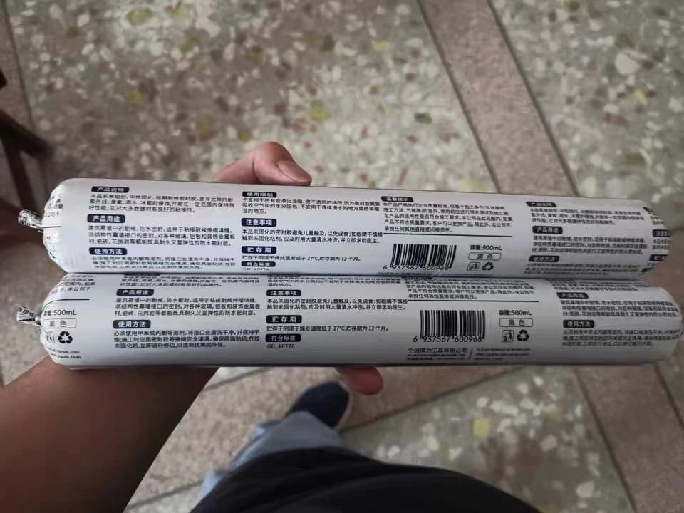 Customer photo review of High - Strength 9900 Structural Silicone Sealant - Outdoor Weatherproof Adhesive for Windows & Doors