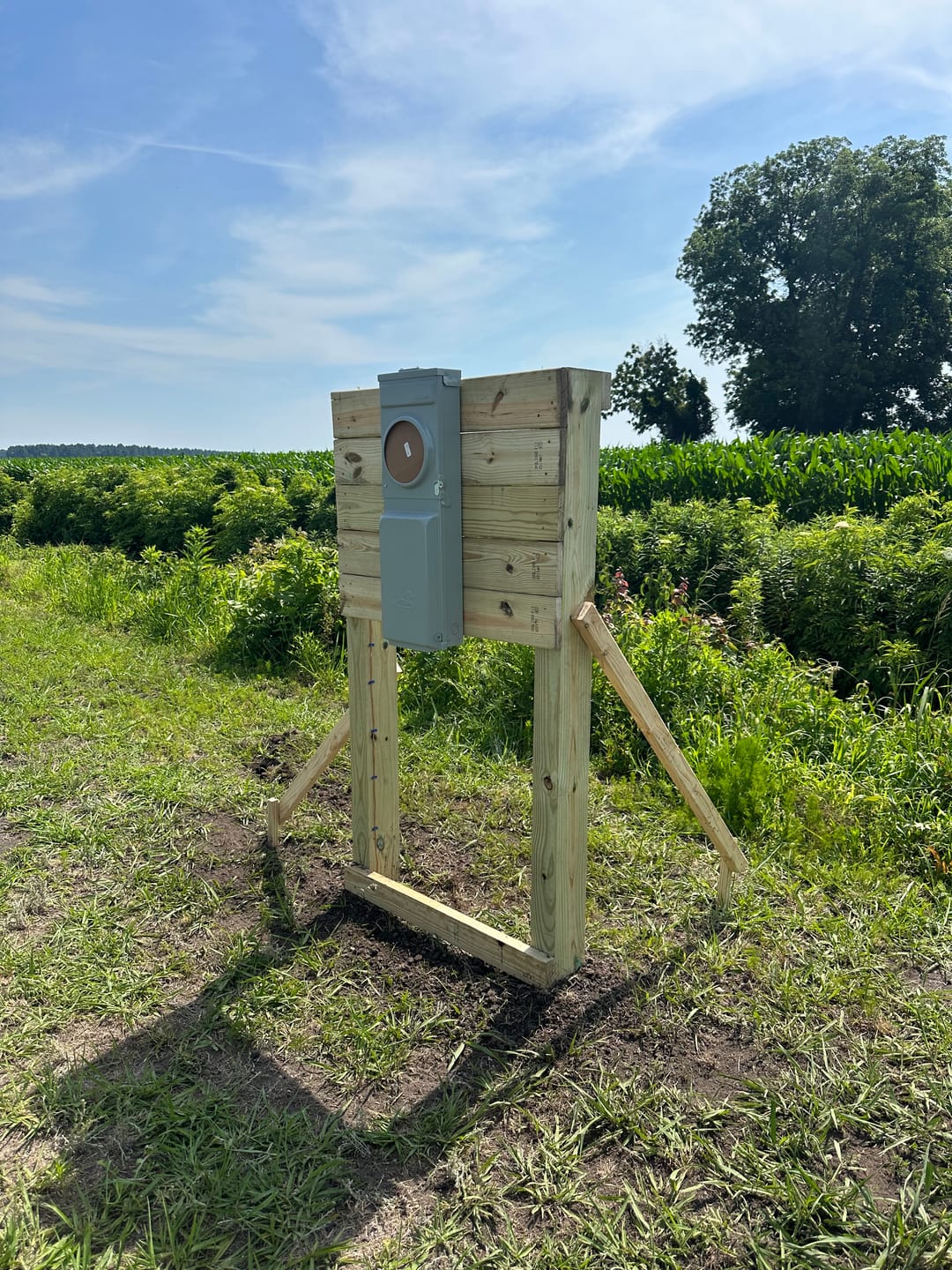 Customer photo review of MIDWEST R075C010 100A SURFACE 50amp 30amp and 20amp GFCI Ringless - Metered