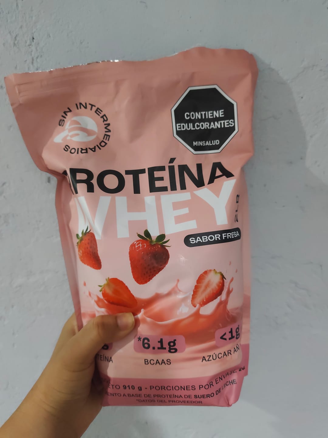 Customer photo review of Proteína Whey - Fresa