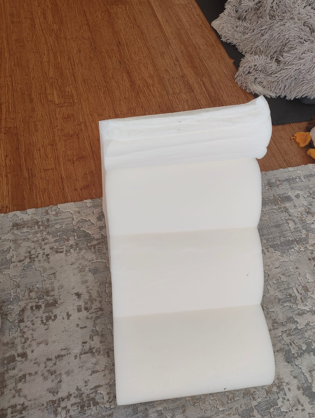 Customer photo review of Soft Foam Dog Stairs – Non-Slip Dog Steps for Beds & Couches