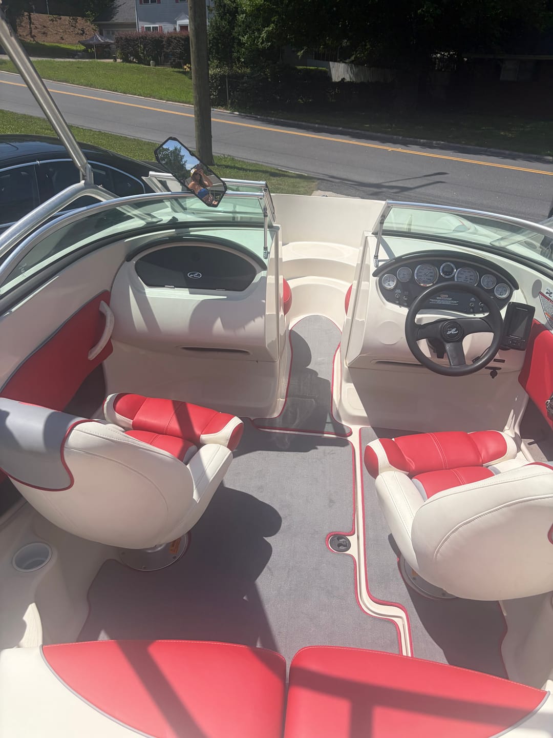 Customer photo review of 2006-2011 Sea Ray 185 Sport Snap in Boat Carpet