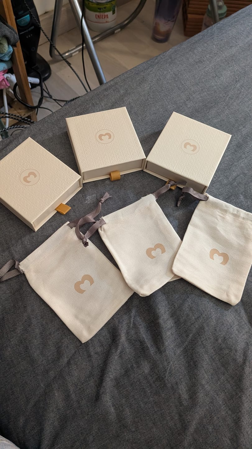 Customer photo review of Cajita Joyas - Nude Beige