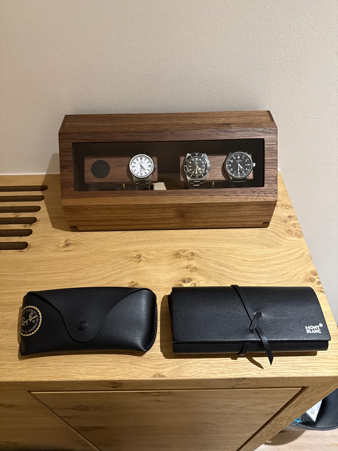 Customer photo review of WHALER 4-SLOT WATCH BOX