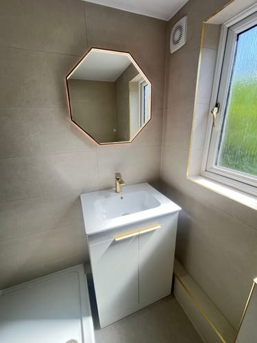 Customer photo review of Como Mirror Steam Free Colour Changing Brushed Bronze - 600mm