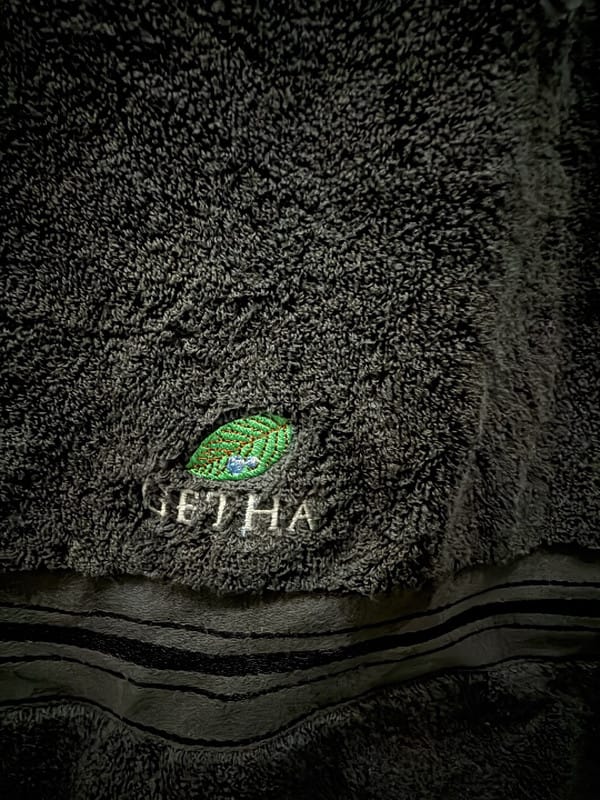Customer photo review of Getha Lux Towel - Dark Grey