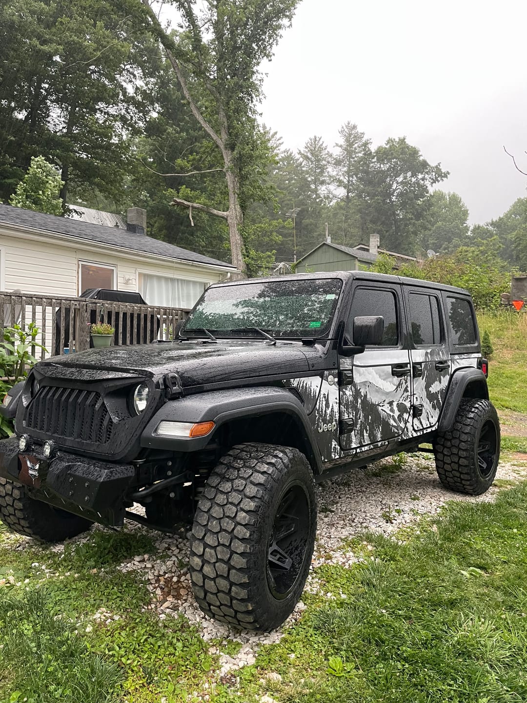 Customer photo review of Wrangler JLU Removable Trail Armor