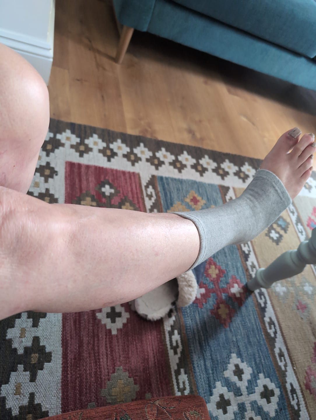 Customer photo review of Premium Anti-Fatigue Bamboo Footsleeves