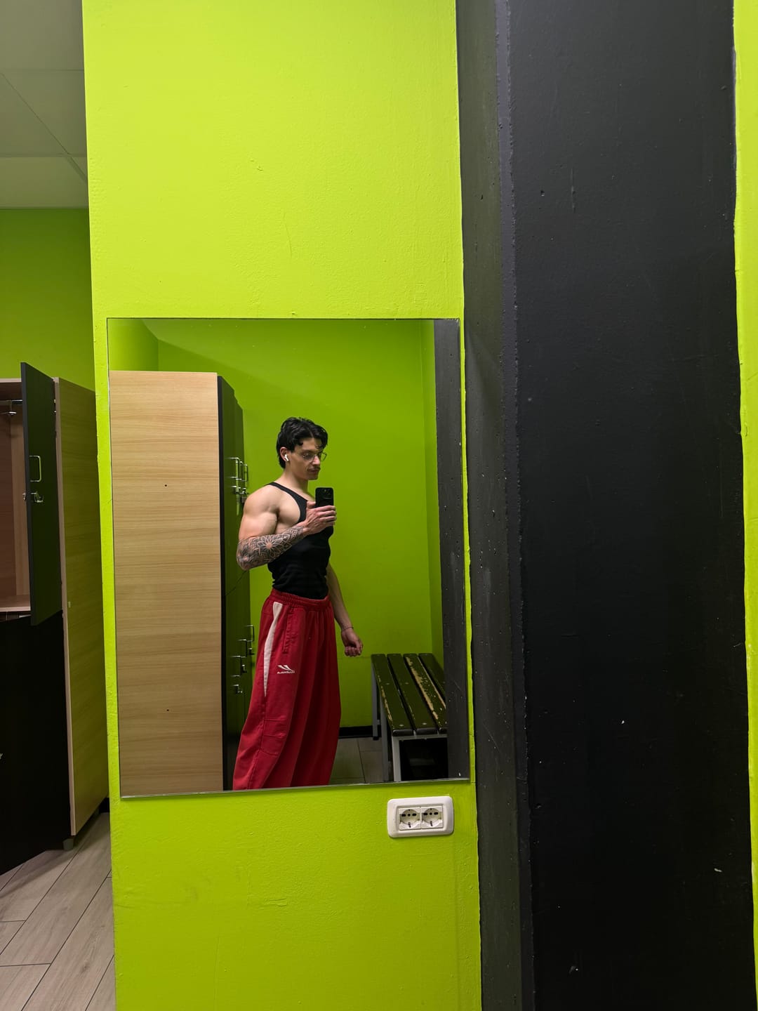 Customer photo review of 2071 - Baggy Ass Sweats