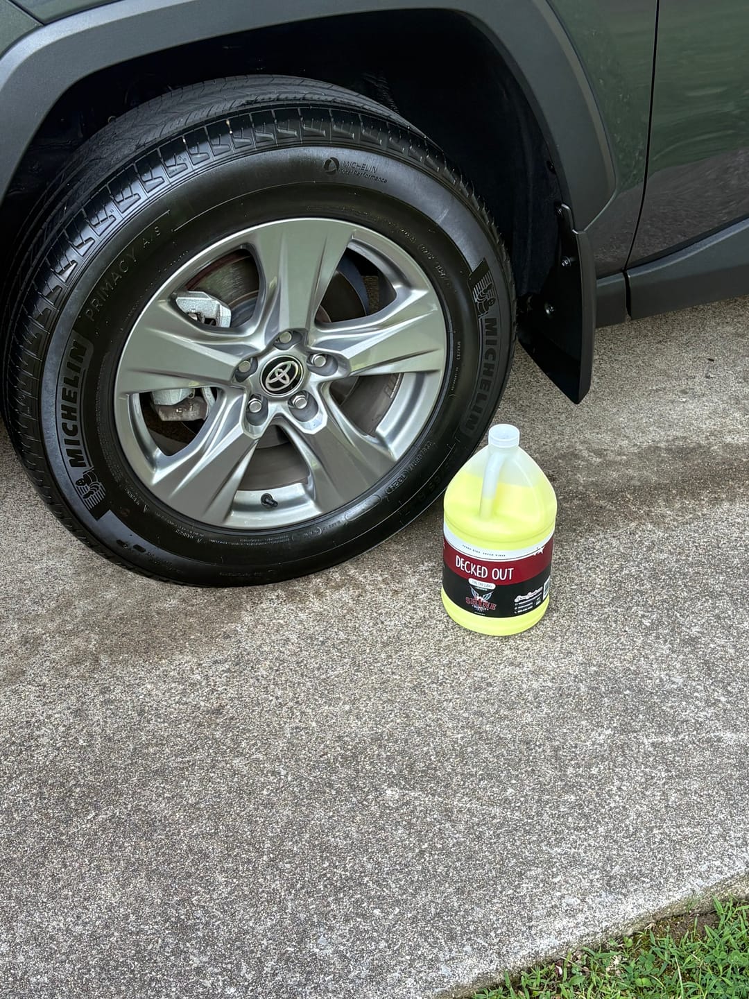 Customer photo review of Decked Out Tire Dressing - Gallon