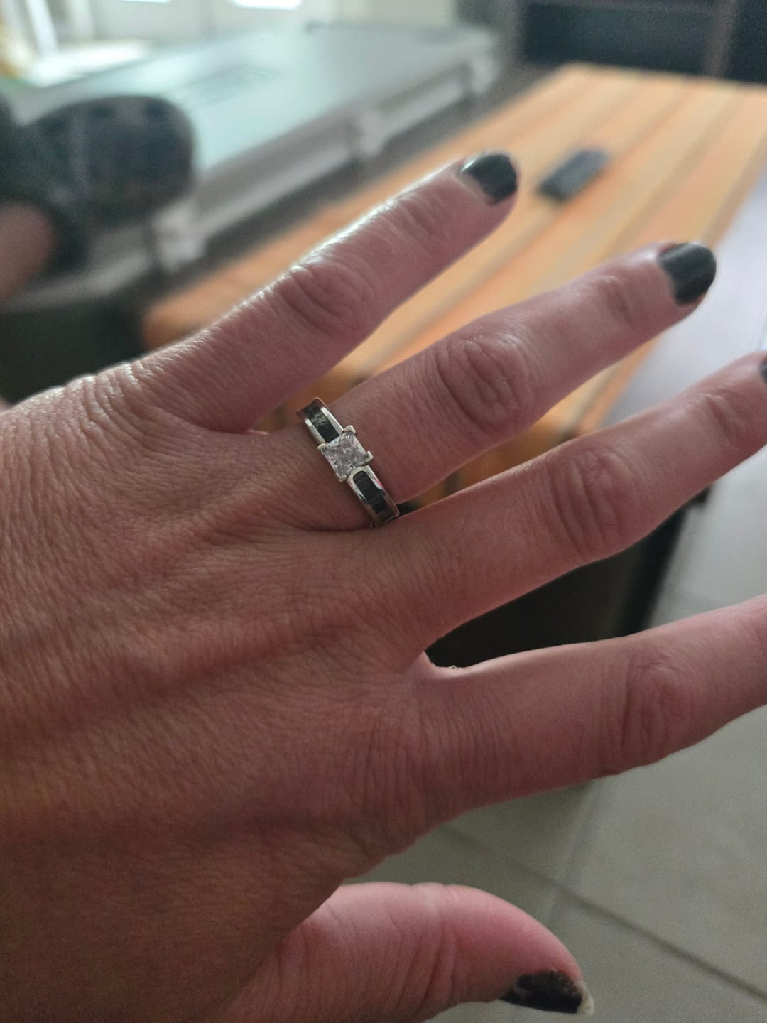 Customer photo review of Mossy Oak New Breakup Camo Engagement Ring 4mm - 1/2Ct