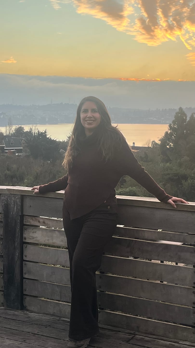 Customer photo review of [PRE-VENTA] SWEATER CELINE CAFÉ - CHALECO DE ALGODÓN TIPO PONCHO CON MANGAS