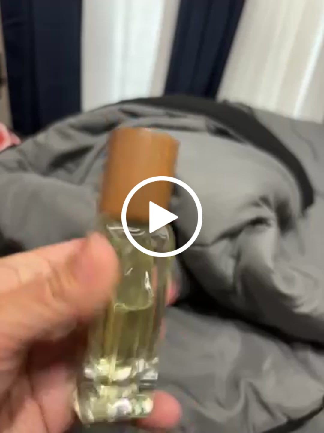Customer video review of Champagne Cream Mist