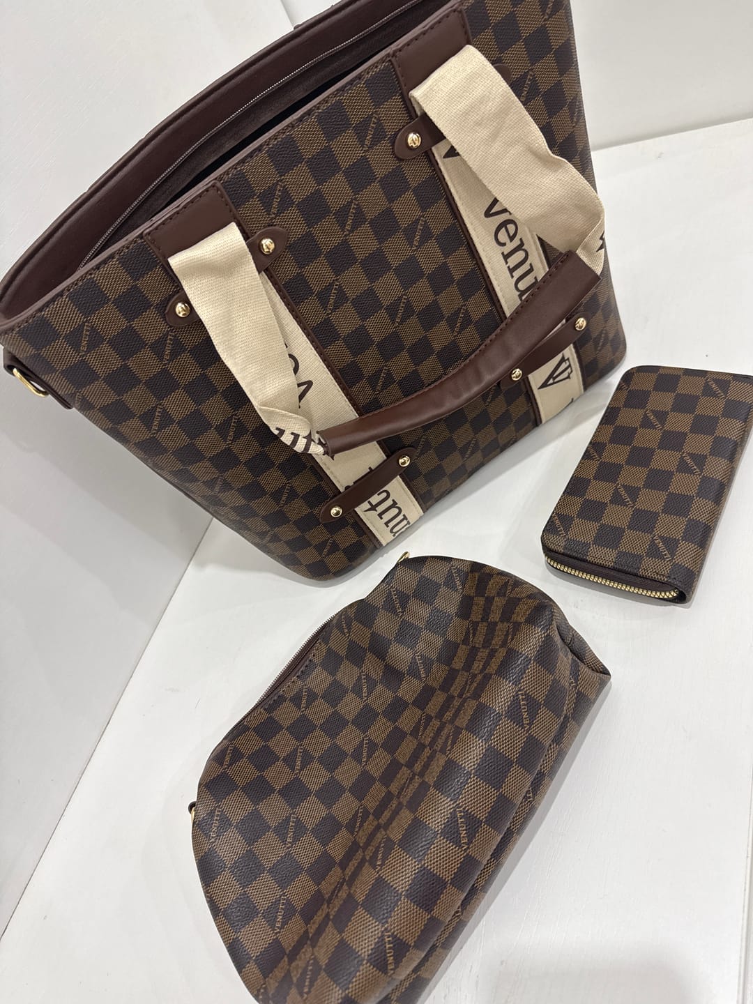Customer photo review of Heritage Carryall 3-Piece Set
