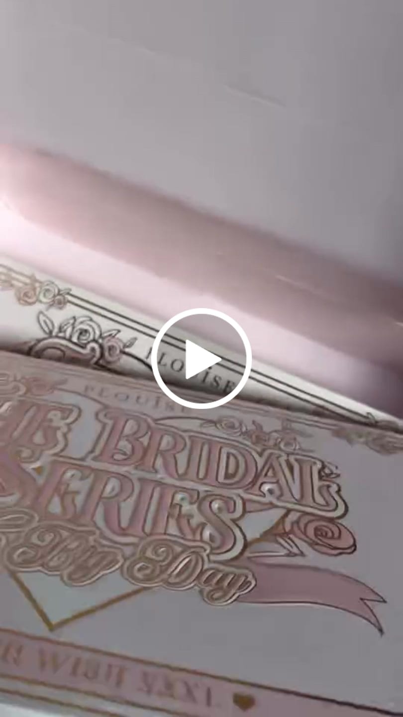 Recenzie video a clienților despre paleta Wedding Wish XXXL