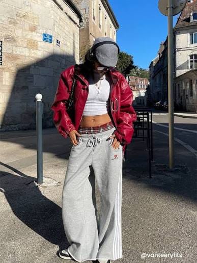 Customer photo review of Aelfric Eden Double Waist Baggy Sweatpants