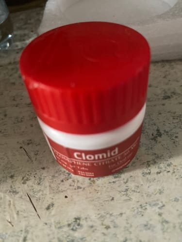 Customer photo review of CLOMID | Clomifeno Citrato 50mg 50 tabs
