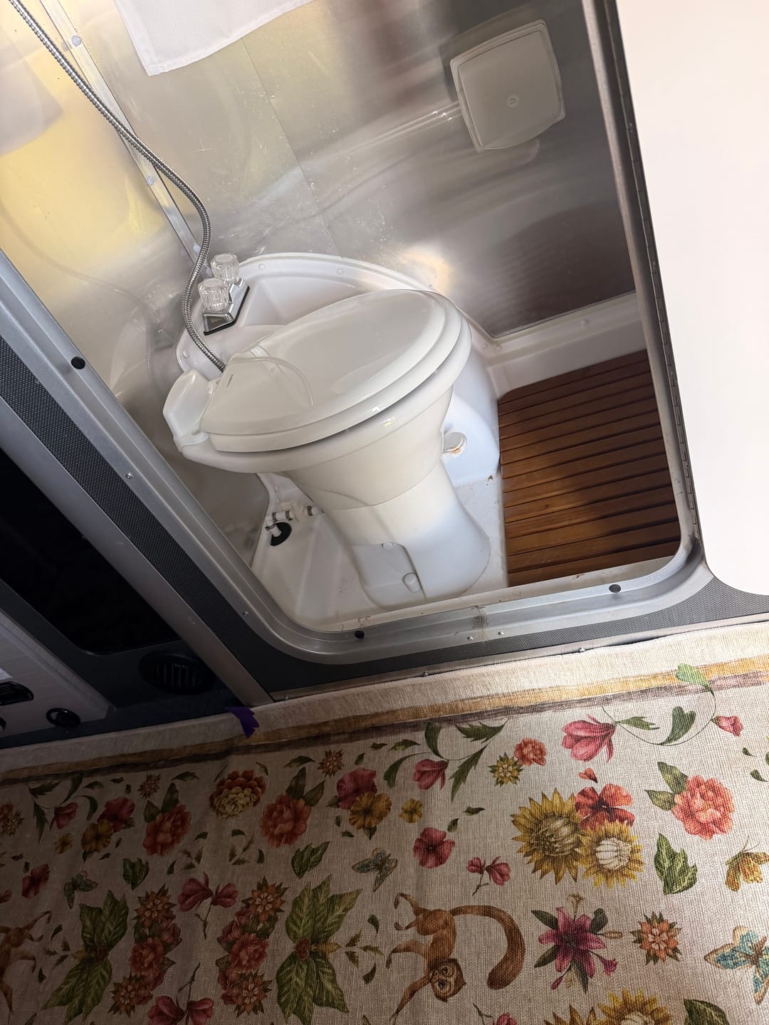 Customer photo review of Airstream Basecamp 20/20X/20Xe (2020-mid 2025) Teak Shower Mat