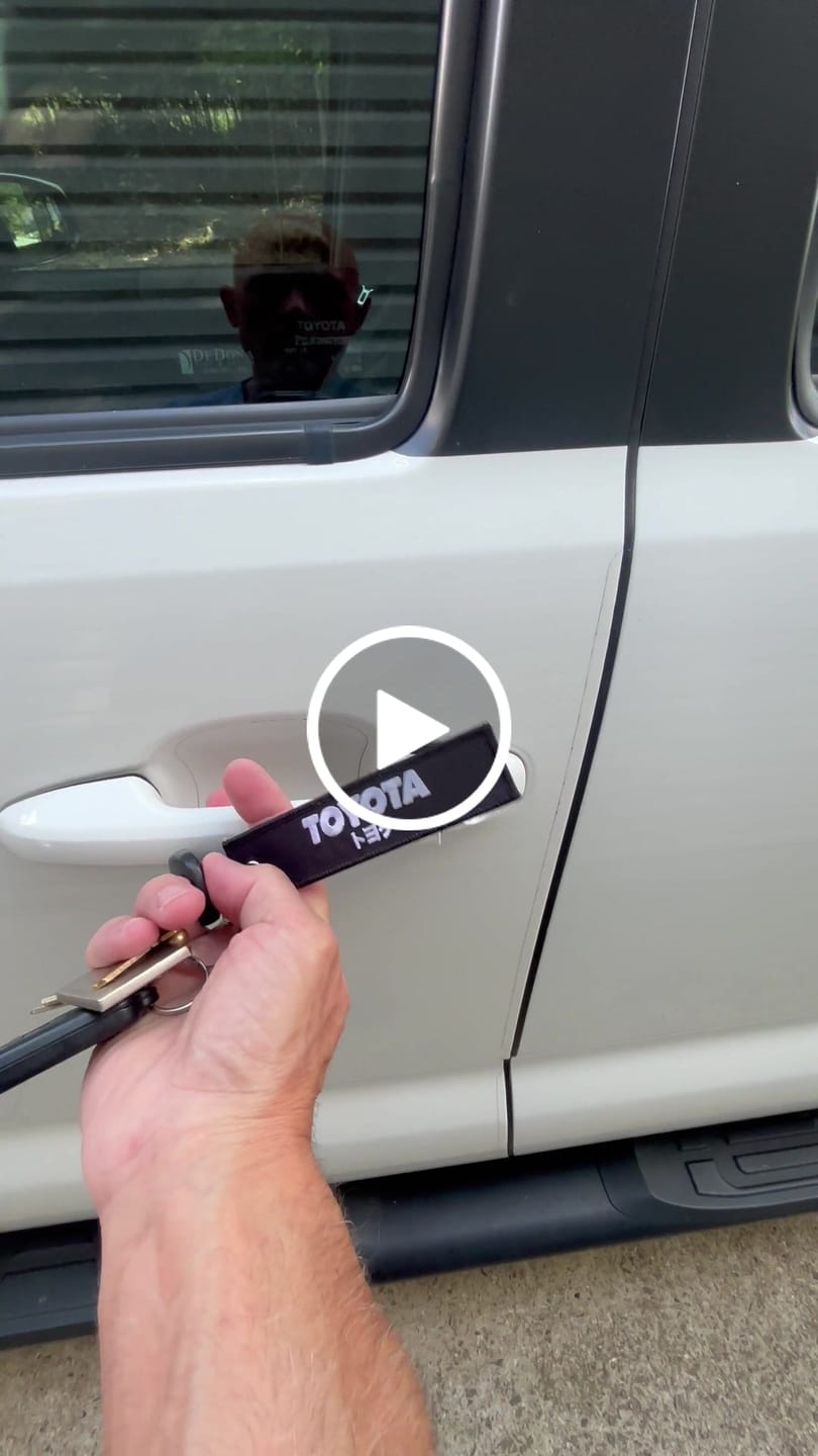 Customer video review of JDM Toyota Jet Tag