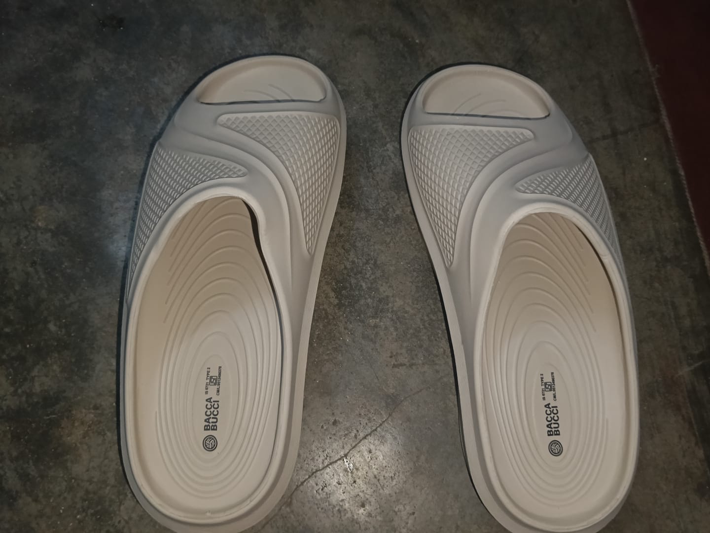 Customer photo review of Floats