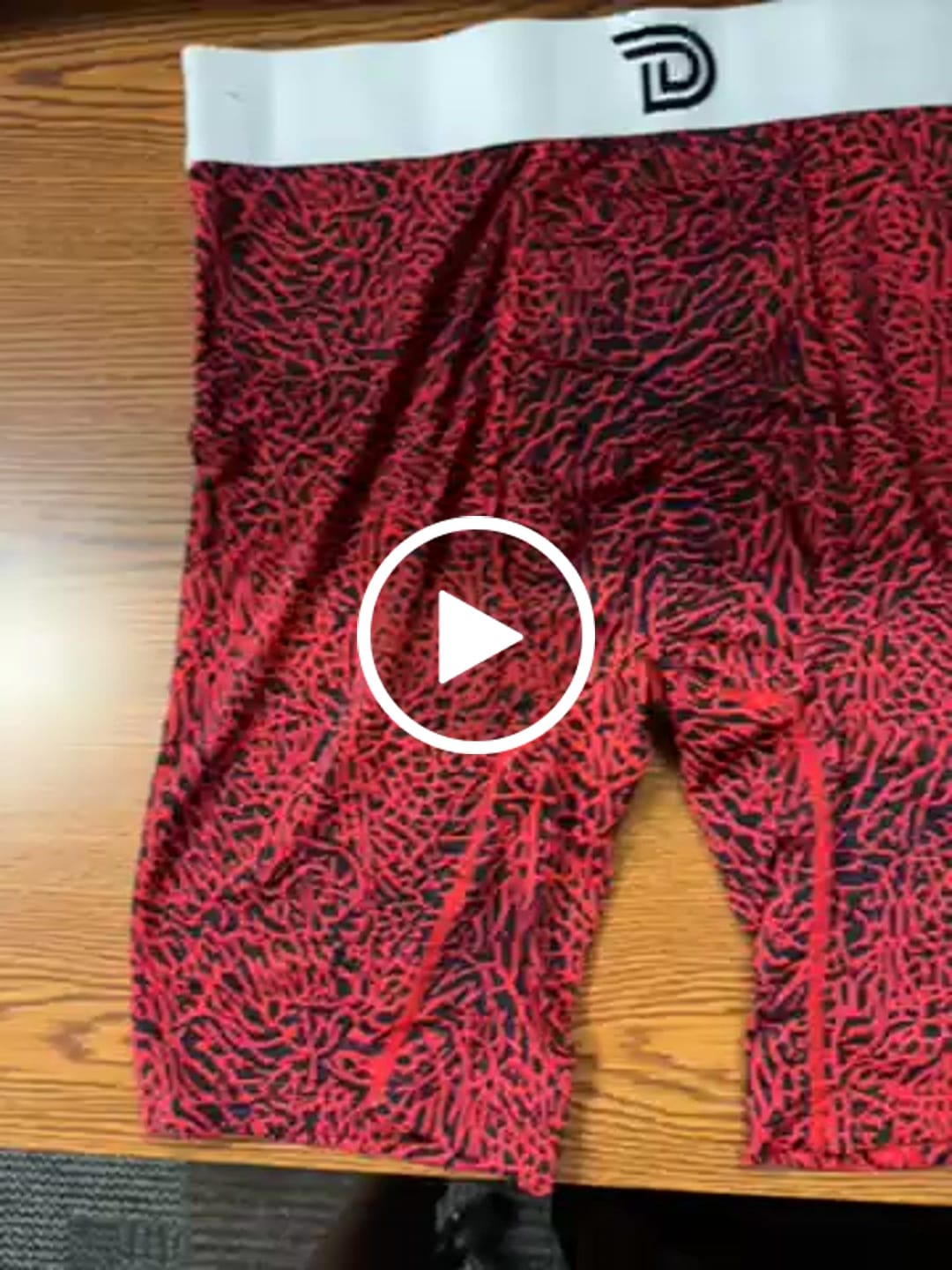 Customer video review of Expressionz Monochrome