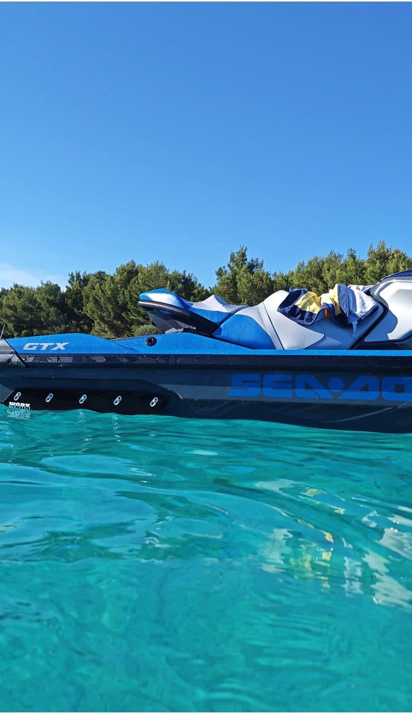 Customer photo review of 2018+ Seadoo GTX & RXT 230 Sponsons