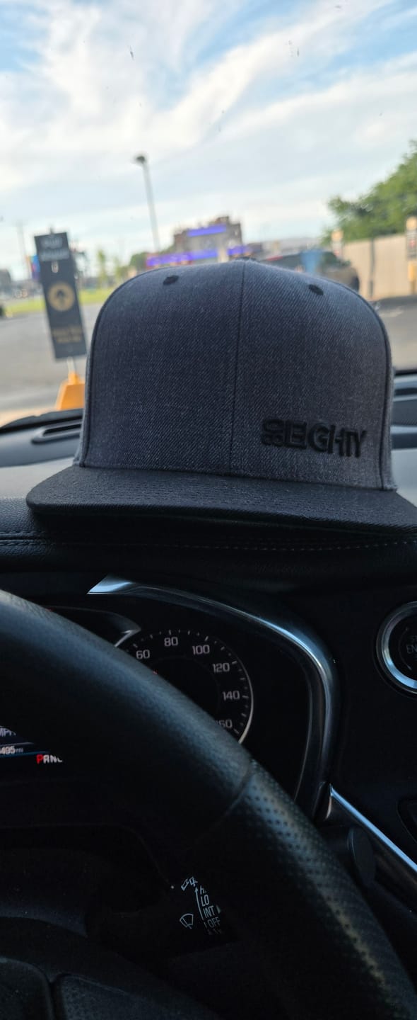 Customer photo review of 80Eighty® Classy 3D Hat