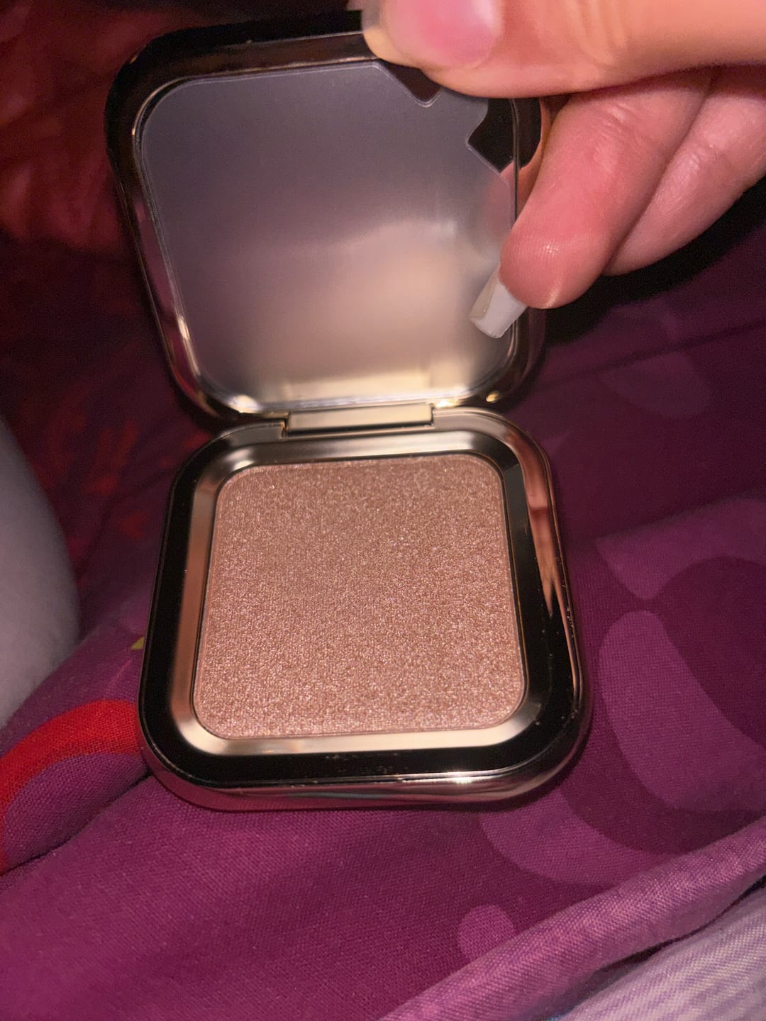 Customer photo review of ILUMINADOR COMPACTO 1ST SCENE