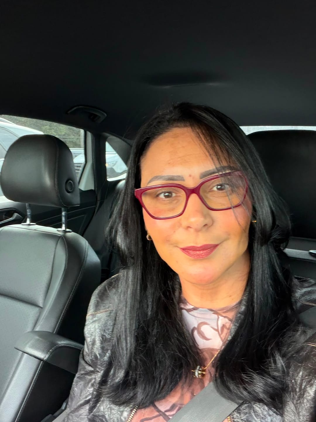 Customer photo review of Brinco Elos de Corrente Hellen Banhado em Ouro 18K